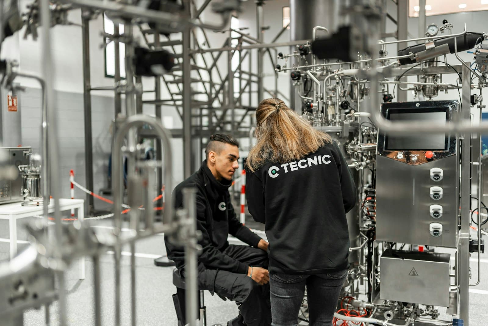 Mechatroniker Gehalt 2026 — Verdienst nach Region und Erfahrung