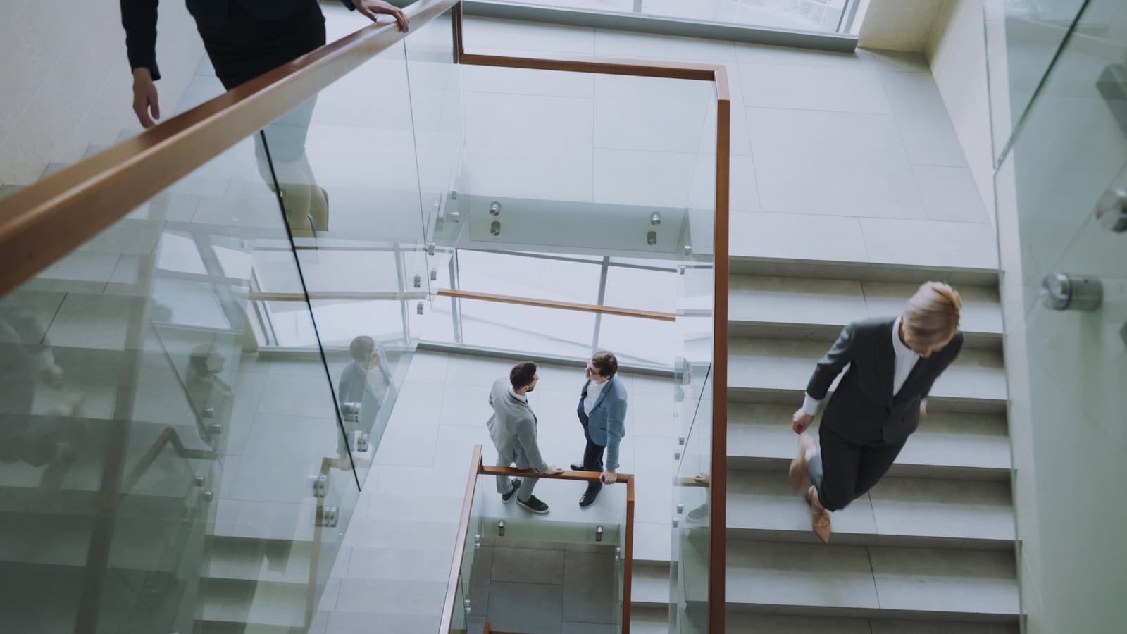 Personalvermittlung vs. Zeitarbeit — Was ist der Unterschied?