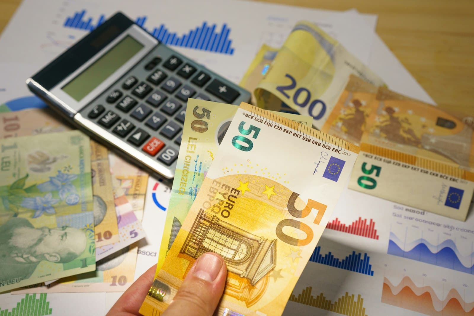 Was kostet ein Headhunter 2026? Gebührenmodelle im Vergleich